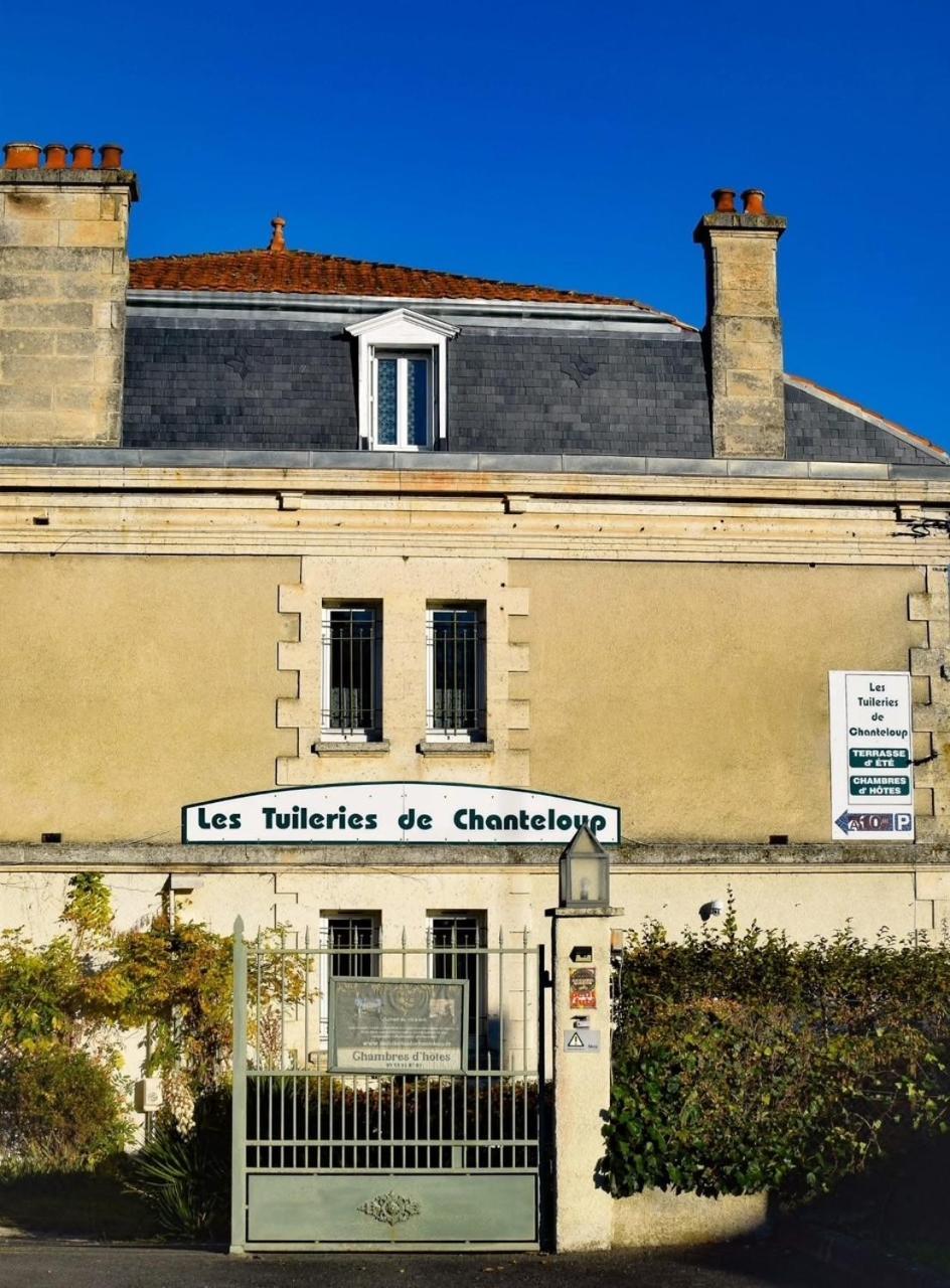 莱斯杜伊勒里宫尚特卢酒店 La Roche-Chalais 外观 照片